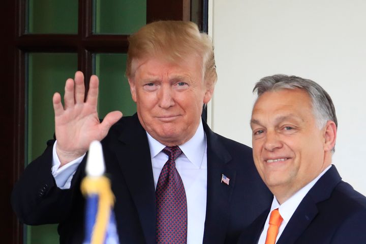 13 Mαϊου 2019. Ο Τραμπ καλοδέχεται στον Λευκό Οίκο τον Ούγγρο Βίκτον Ορμπαν, δέκα ημέρες πριν από τις ευρωεκλογές... (AP Photo/Manuel Balce Ceneta, File)