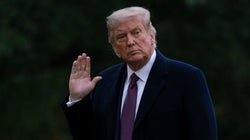 Deux jours après le débat, Trump condamne finalement les suprémacistes