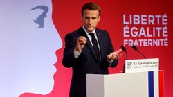Macron interdit l’enseignement à domicile sauf pour raisons de santé dès