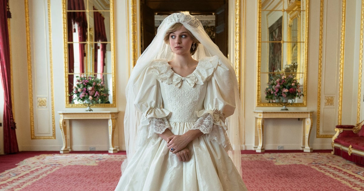 The Crown Estamos Em Choque Com A Recriacao Do Vestido De Casamento Da Princesa Diana Huffpost Brasil