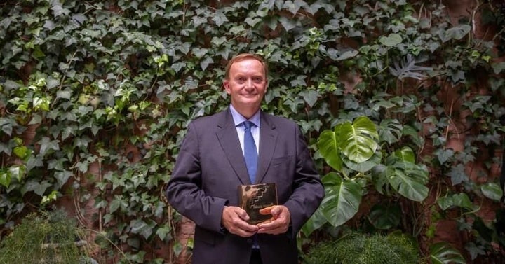Gonzalo Giner, premio de novela Fernando Lara 2020.