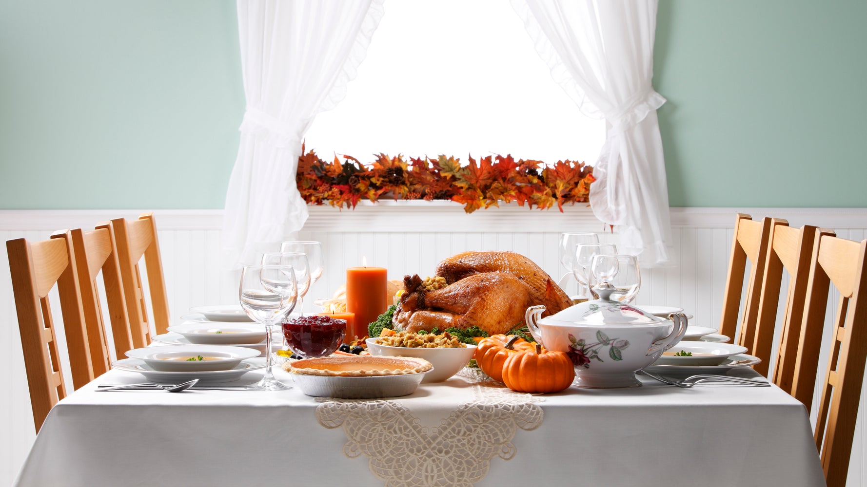 Is It Safe To Visit Family For Thanksgiving? An Infectious Diseases Expert Weighs In Is It Safe To Visit Family For Thanksgiving? An Infectious Diseases Expert Weighs In