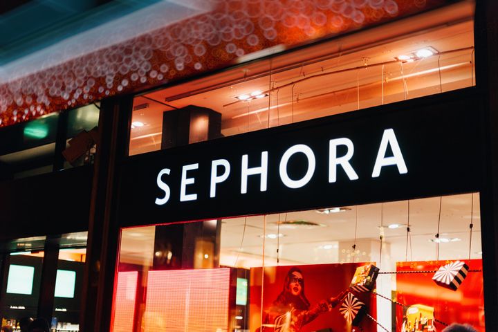 Get a free sample bag with any $50 purchase at Sephora when you use code YOURCHOICE.