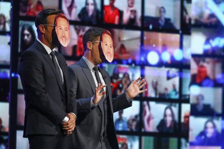 The "audience wall" behind Ant and Dec