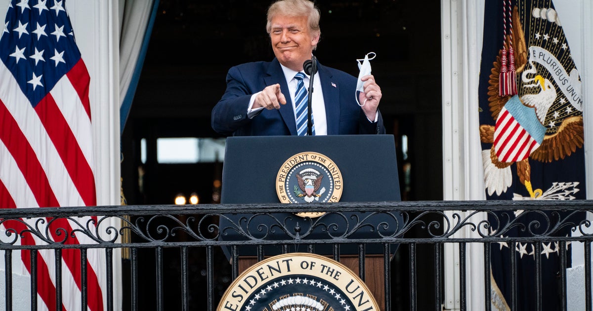 Donald Trump Wanted To Rip Open Shirt And Reveal Superman T Shirt When Leaving Hospital Huffpost Uk