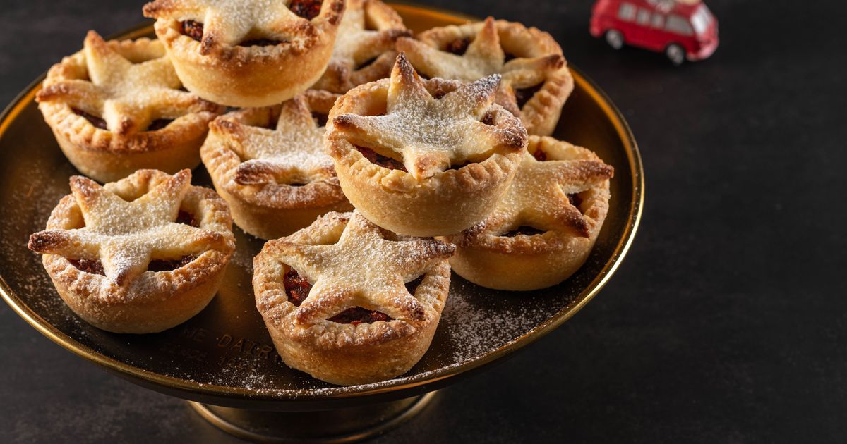 The Top Mince Pies Of 2020 – And Other Festive Food Worth Buying ...
