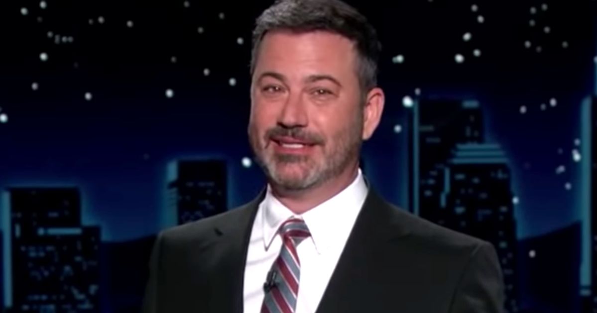 Jimmy Kimmel Imagines How Donald Trump’s Superman T-Shirt Stunt Could Have Played Out