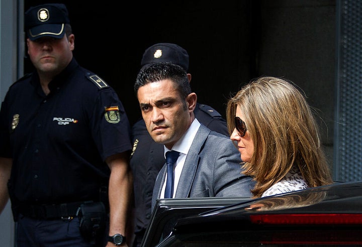Rosalía Iglesias llegando a declarar a la Audiencia Nacional en junio de 2013.