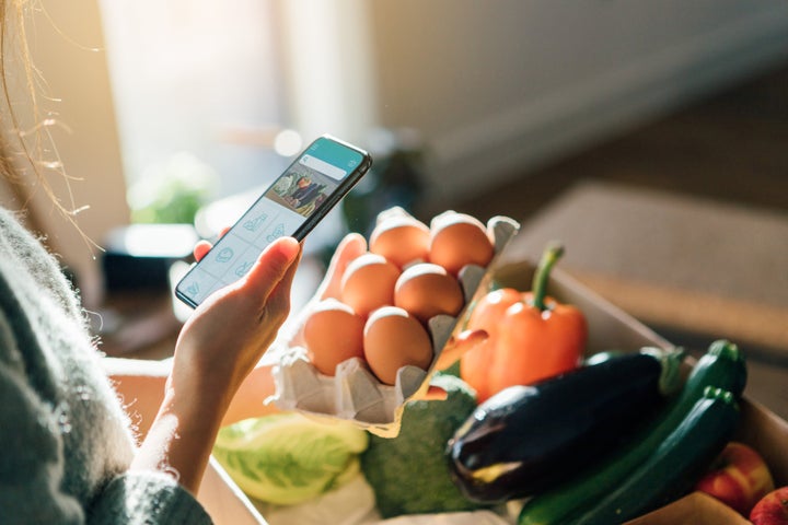 Apps like Basket and Flipp help consumers make smarter choices at the supermarket.