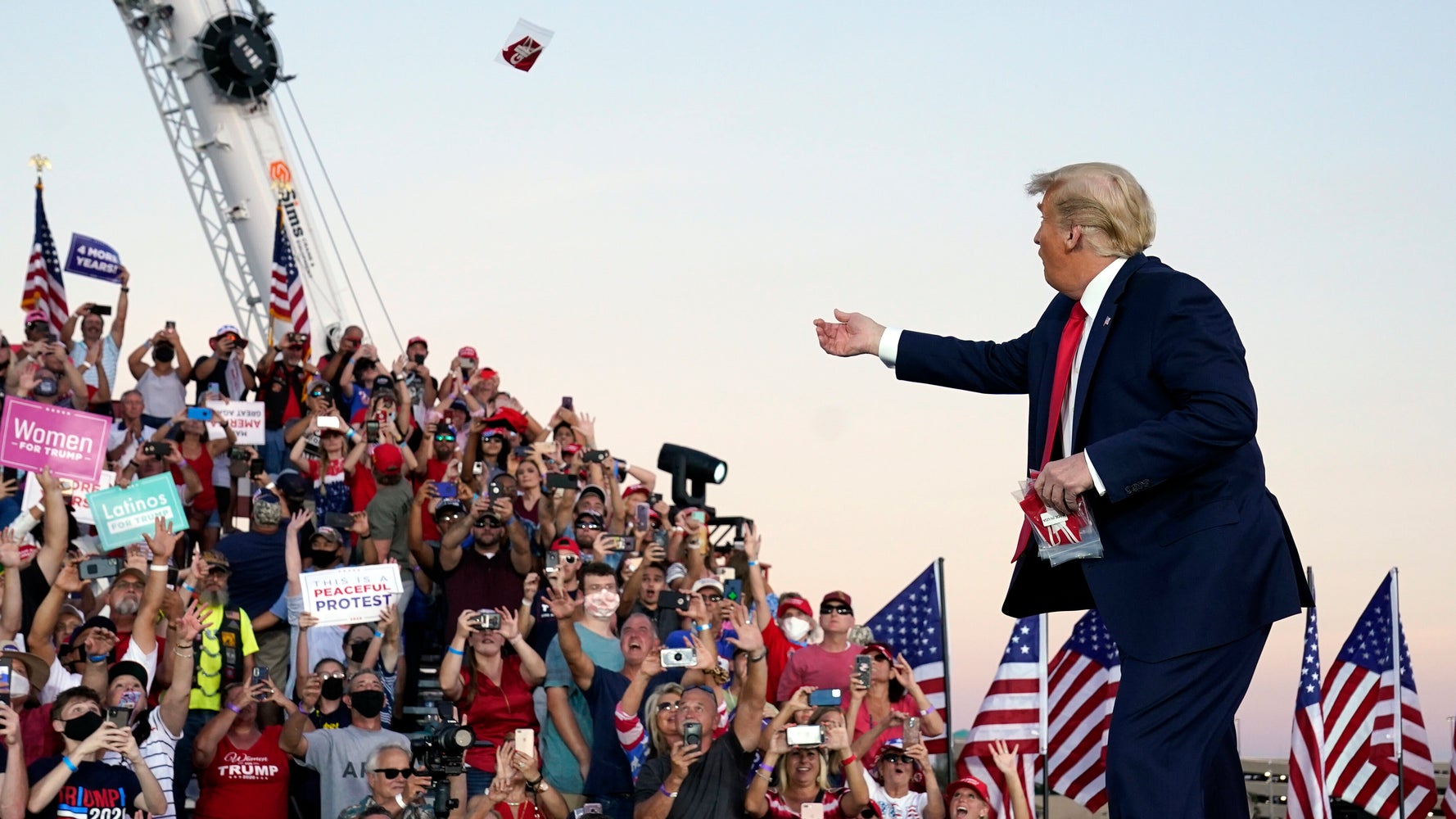 Donald Trump Throwing Face Masks Into A Rally Crowd Becomes A Mocking Meme  | News Dome
