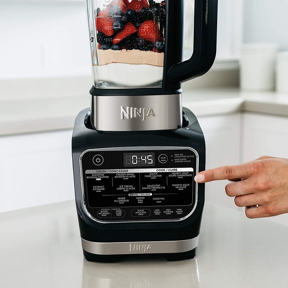 Ninja's Foodi Blender and food processor can also mix dough for $110 (Reg.  up to $170)