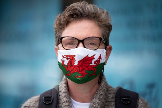 People Banned From Leaving Wales While England Remains Under Lockdown