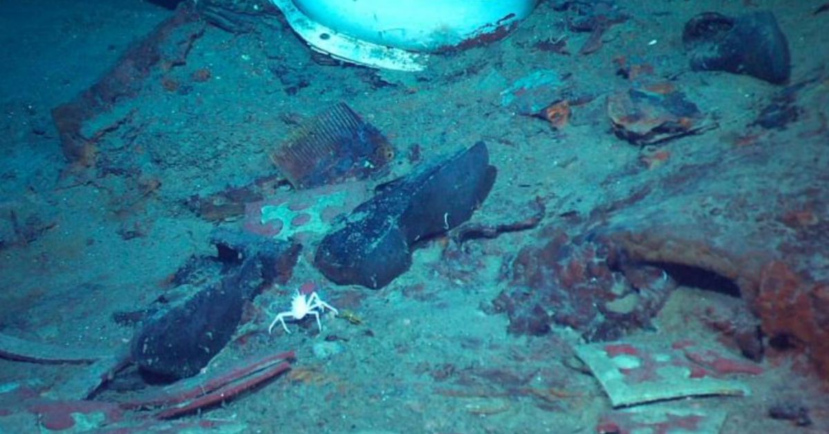 Plan to Retrieve Titanic Radio Spurs Debate On Ship's Human Remains ...