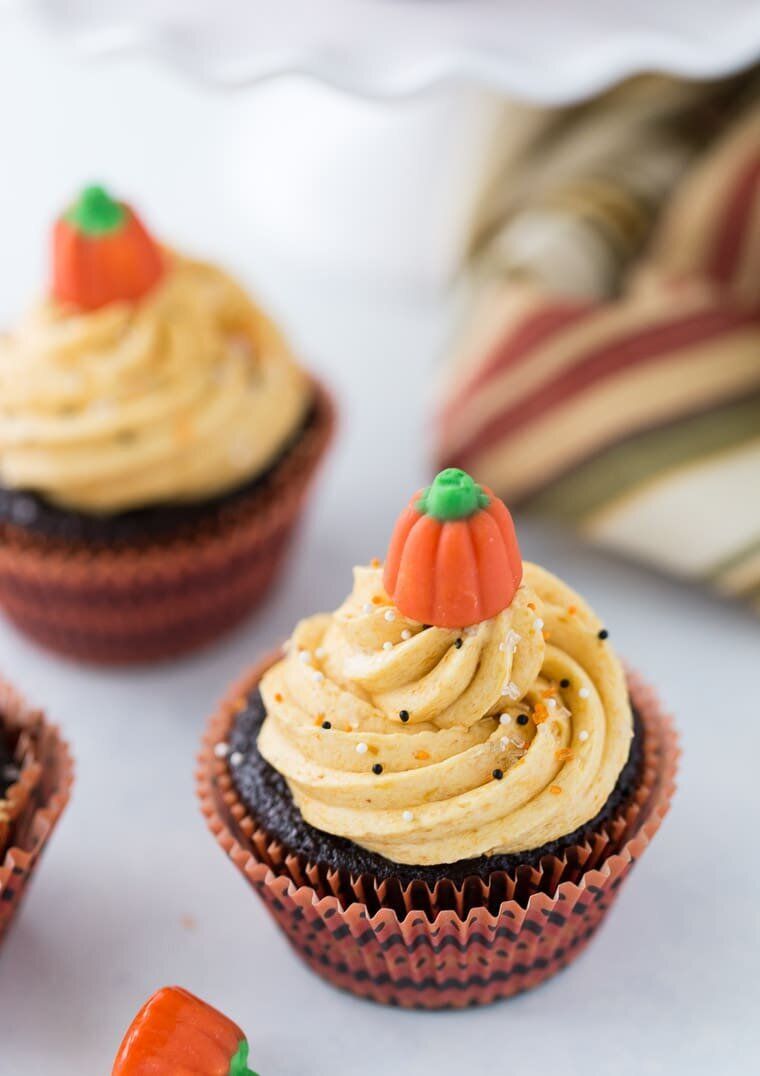 Easy Halloween Cupcake Ideas For Cute Spooky Treats | HuffPost Life