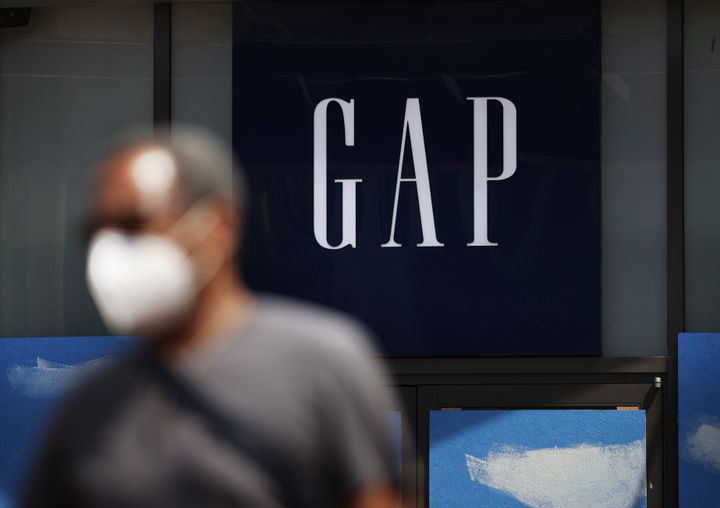L'enseigne du magasin Gap à San Francisco qui a également définitivement fermé ses portes dans la ville en août 2020 (Photo by Justin Sullivan/Getty Images)