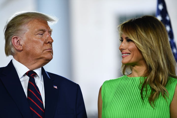 El presidente de Estados Unidos, Donald Trump, y la primera dama, Melania Trump, en la Convención Nacional Republicana en agosto de 2020.