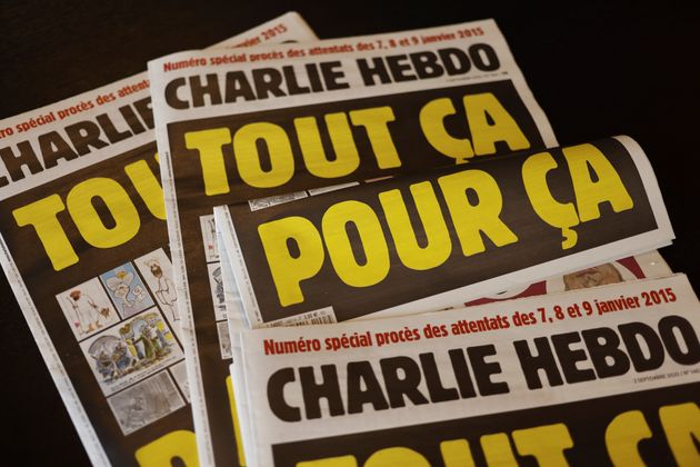 Le président de l’ONG musulmane BarakaCity, Idriss Sihamedi, avait été placé en garde à vue, soupçonné de harcèlement en ligne envers une ex-journaliste de Charlie Hebdo (Image d'illustration: la Une du journal satirique le 2 septembre, pour l'ouverture du procès des attentats de janvier 2015).