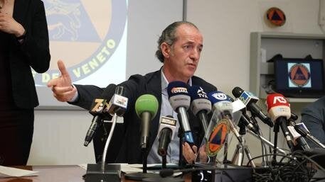 Zaia: "Meglio la mascherina che i mini lockdown" Zaia: "Meglio la mascherina che i mini lockdown"