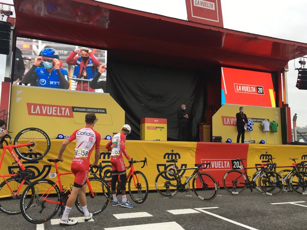 No sólo de corredores vive La Vuelta 2020: esto es todo lo que mueve cada
