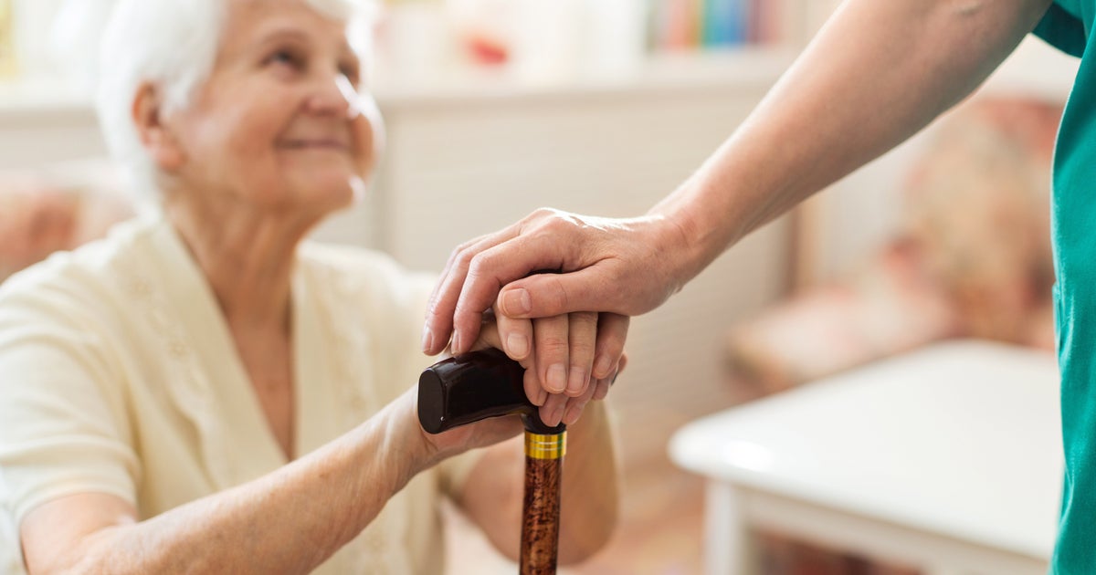 Le salaire des aides à domicile va augmenter de 2,5 Le HuffPost