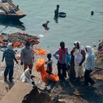 How The Covid-19 Lockdown Changed The Cremation Ghats Of