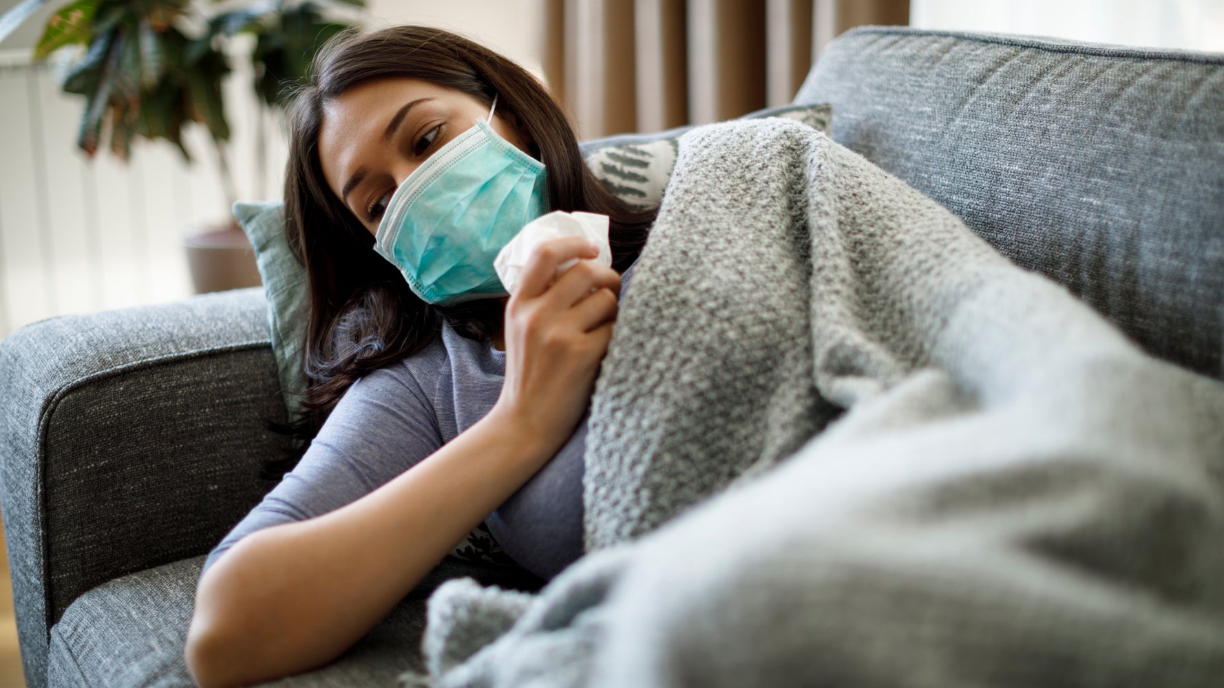 How Does COVID-19 Spread Differently Than The Flu? - HuffPost