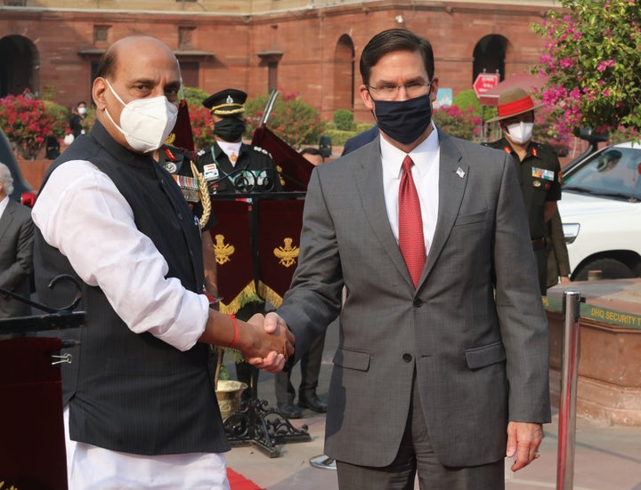 US Defence Secretary Mark Esper (R) and Indian Defence Minister Rajnath Singh (L) on October 26, 2020.