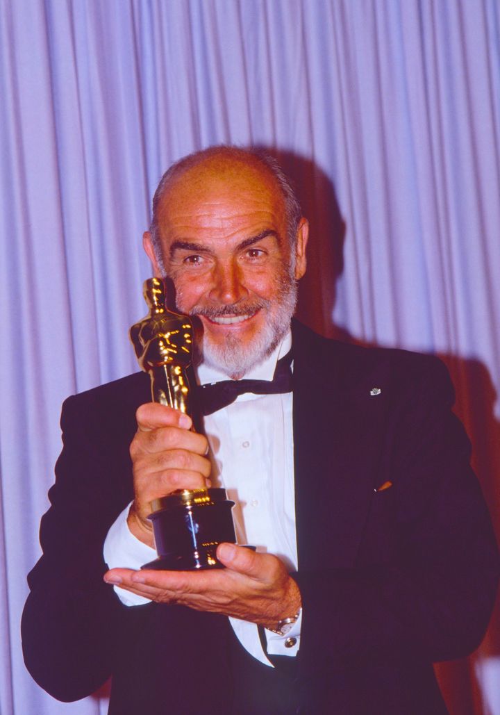 Sean Connery with his Best Supporting Actor Oscar for his role in The Untouchables at the 60th Annual Academy Awards in Los Angeles, 11 Apr 1988
