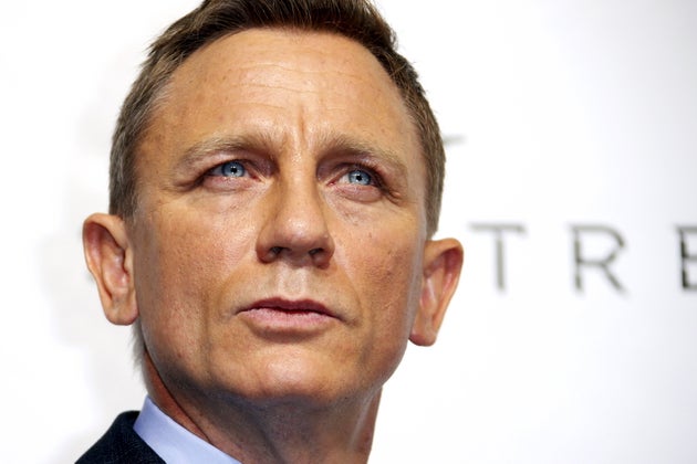 Il tributo di Daniel Craig: "Sean Connery ha definito un’epoca" Il tributo di Daniel Craig: "Sean Connery ha definito un’epoca"