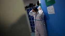 El desesperado mensaje de una doctora de Valencia tras llegar al límite la UCI de su hospital: 