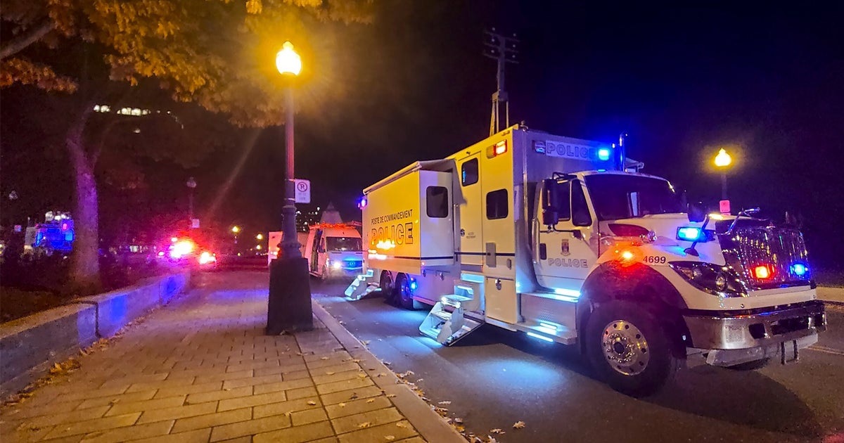 À Québec, 2 morts dans une attaque à l'épée le soir d'Halloween Le