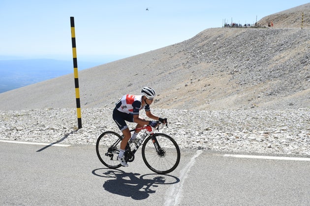 Sur Le Tour De France 21 Le Mont Ventoux Sera Escalade Deux Fois En Une Etape Le Huffpost
