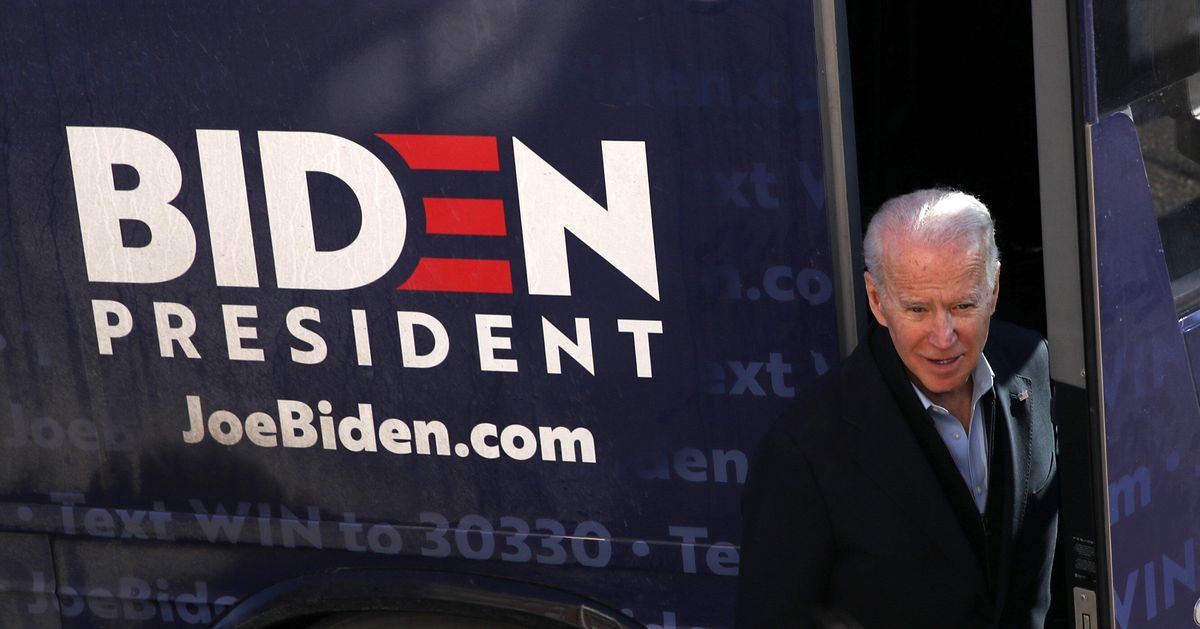 アメリカ大統領選、バイデン候補の選挙バスをトランプ支持者が妨害⇨トランプ大統領「守ってあげていた」と嘲笑う