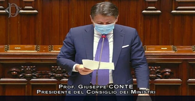 Giuseppe Conte al Senato per la fiducia Giuseppe Conte al Senato per la fiducia