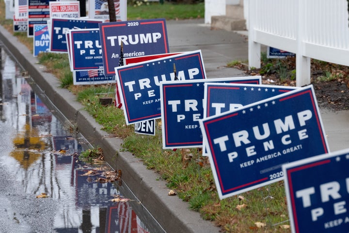 ペンシルベニアの街中に掲げられた、トランプ氏支持のサイン