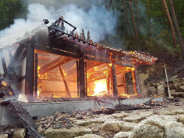 Material photo.  A fire of unknown cause or a 50 m2 temple burned down at Jeongtongsa Temple in Bangrim-myeon, Pyeongchang-gun, Gangwon-do.