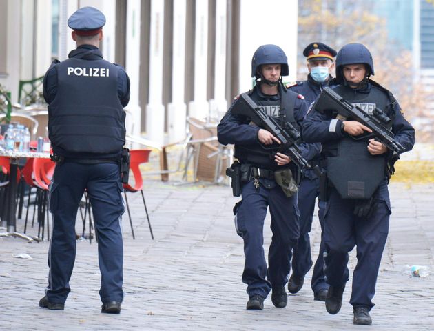 Καταδικασμένος για τρομοκρατία, πολίτης Αυστρίας και Β.Μακεδονίας ο δράστης της επίθεσης στη