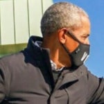 'Photoshop Battle' Over Obama-Biden Elbow Bump Is Perfect Distraction Amid Slow Election