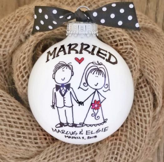 One-Of-A-Kind Personalized Ornaments To Give As Gifts | HuffPost Life