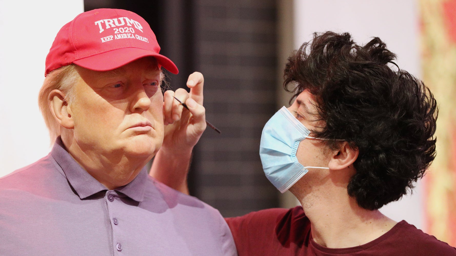 London Wax Museum Refits Donald Trump Figure In Golf Attire Following Election Loss Worldnewsera