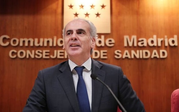 El consejero de Sanidad de la Comunidad de Madrid, Enrique Ruiz Escudero.