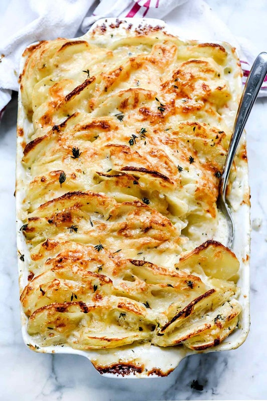 Easy Creamy Au Gratin Potatoes from Foodie Crush