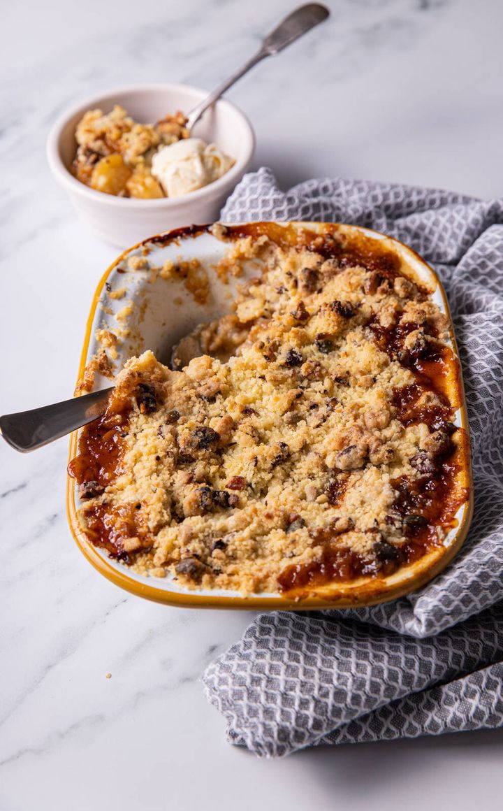 Sezpri Sungold Kiwi and Pear Crumble