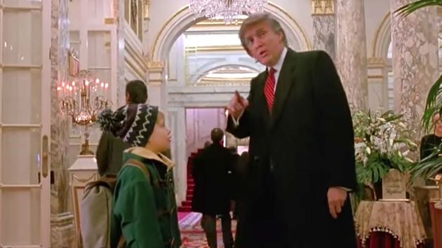 Macaulay Culkin and Donald Trump in Home Alone 2