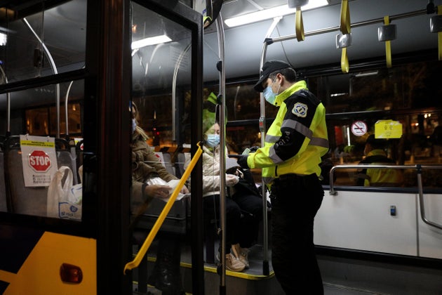 Παρασκευή και 13: «Στοιχειωμένη» η πρώτη νύχτα με απαγόρευση