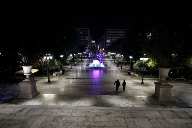 Παρασκευή και 13: «Στοιχειωμένη» η πρώτη νύχτα με απαγόρευση