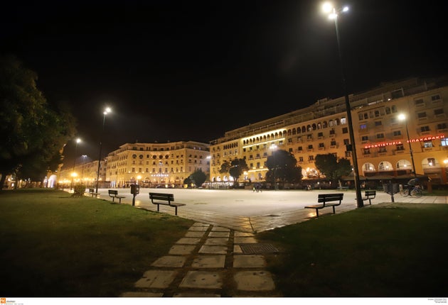 Παρασκευή και 13: «Στοιχειωμένη» η πρώτη νύχτα με απαγόρευση