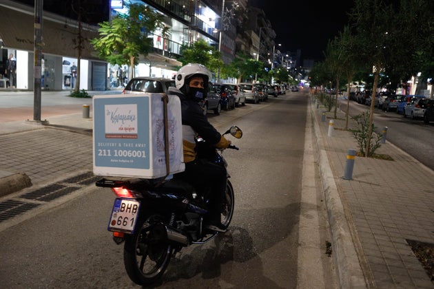 Παρασκευή και 13: «Στοιχειωμένη» η πρώτη νύχτα με απαγόρευση