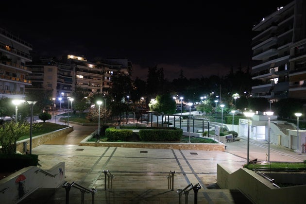 Παρασκευή και 13: «Στοιχειωμένη» η πρώτη νύχτα με απαγόρευση