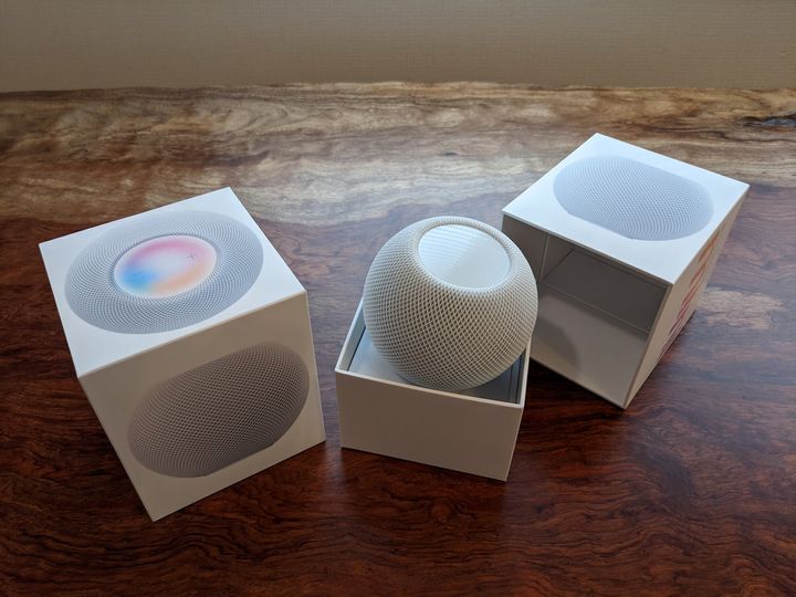 Apple「HomePod mini」、1台買ったら絶対2台欲しくなる...！1万